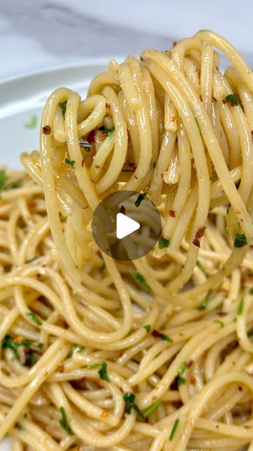 Marquis 😈 on Instagram: "Do you have a favorite bougie struggle meal? Aglio e Olio (Spaghetti with garlic and olive oil) 8 oz. Spaghetti, cooked 1/4. c. Olive Oil 2-4 Garlic Cloves, thinly sliced 1 Tbsp. Red Pepper Flakes 1/2 c. Reserved Pasta Water Parsley, for garnish Cook Spaghetti according to package instructions until al dente. Pro Tip: make sure your pasta water is generously salted so that the spaghetti absorbs some of the salty water. In a skillet, over medium heat, add oil, garlic cloves, red pepper flakes and cook for 2-3 minutes, until garlic in tender and fragrant. Add reserved pasta water that you used to cook spaghetti into the skillet, cooked spaghetti, and mix until sauce thickens and every noodles is covered. Sprinkle in chopped parsley, mix again. Serve Spaghetti With Olive Oil And Garlic, Garlic Pasta Olive Oil, Pasta Recipes Simple, Garlic Pasta Recipes, Pasta With Garlic And Olive Oil, Spaghetti Aglio Olio Recipe, Garlic Oil Pasta, Olive Oil Pasta Sauce, Garlic Olive Oil Pasta