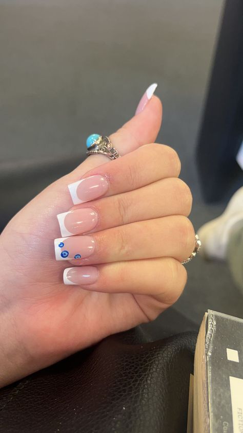 Greece French Nails, Cute Nails Square French Tip, White Square French Tip Nails With Design, Cute Nails Holiday, Simple French Tip With Design, Short Square Acrylic Nails Evil Eye, Summer Nails Ideas 2024 Square, Nails Evil Eye French Tip, Holiday Nails Summer Turkey