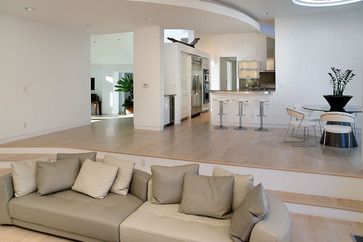 modern sunken living room ideas | Sunken Living Room Design Ideas, Pictures, Remodel, and Decor - page 6 Split Level Living Room, Split Level Remodel Exterior, Level Living Room, Family Friendly Living Room, Sunken Living Room, Living Room Layout, Split Level House, Deco Salon, Hus Inspiration