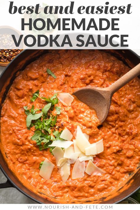 Essen, Homemade Vodka, Homemade Vodka Sauce, Creamy Vodka Sauce, Cutlet Recipes, Recipe For Pasta, Vodka Sauce Recipe, Vodka Sauce Pasta, Chicken Cutlet