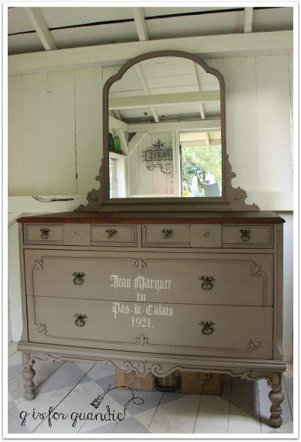 Annie Sloan Chalk Paint Coco, Chalk Paint Furniture Dresser, Coco Chalk Paint, Annie Sloan Furniture, Chalk Paint Dresser, Chalk Paint Furniture Diy, Custom Dresser, Chalk Paint Colors, Chalk Paint Projects