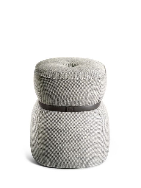 Interior Design Minimalist, Poltrona Frau, Stool Design, Upholstered Fabric, Decor Minimalist, Pouf Ottoman, Minimalist Interior, Minimalist Bedroom, Minimalist Decor