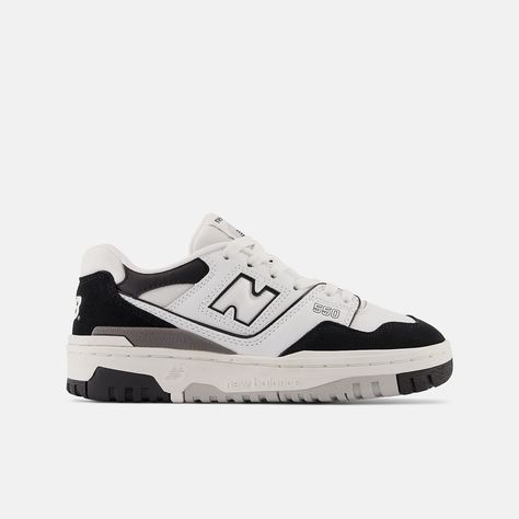 550, GSB550CA New Balance 550 White Black, New Balance 550 White, Shoes For School, Back To School Shoes, Black Rain, Shoe Wishlist, Winter Inspo, Rain Cloud, Shoe Inspo