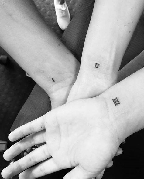 Brother Tattoo Ideas, Tattoos For Siblings, Brother Tattoo, Unique Sister Tattoos, Cute Sister Tattoos, Matching Bff Tattoos, Brother Sister Tattoo, Brother Tattoos, Matching Best Friend Tattoos