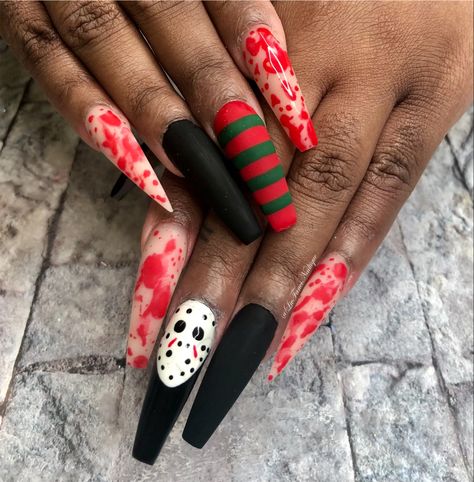 Halloween Nails Jason, Freddy And Jason Nails, Micheal Myers Nail Designs, Halloween Nail Polish, Freddie Kruger Nails, Halloween Nails Freddy Kruger, Jason Halloween Nails, Jason Voorhees Nails, Freddy Krueger Nails Acrylic