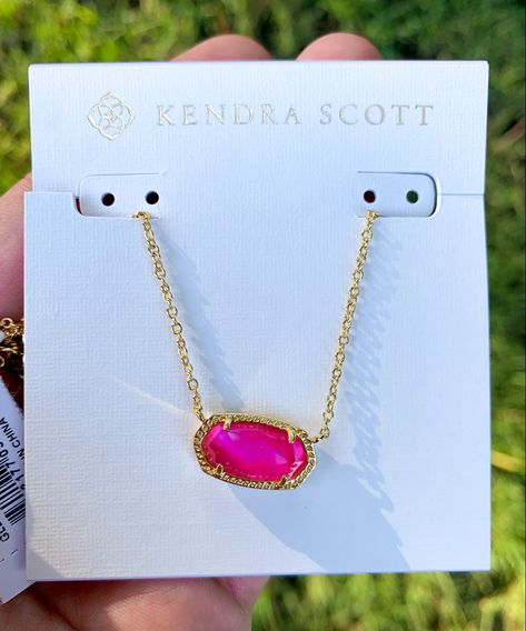 Preppy Jewlery, Jewelry Preppy, Preppy Earrings, Preppy Ootd, Preppy Necklaces, Elisa Pendant Necklace, Pearl Clothing, Preppy Accessories, Kendra Scott Necklace Elisa