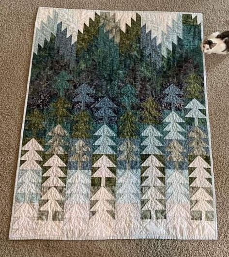 Beautiful Mottled Fabrics Make a Stunning Quilt - Quilting Digest Nature Quilts Patterns, Art East Quilting Company, Quilts With Trees Ideas, Nature Inspired Quilts, King Size Quilt Patterns Modern, Misted Pines Quilt, Outdoor Quilt Ideas, Nature Quilts Ideas, Woodsy Quilt Patterns