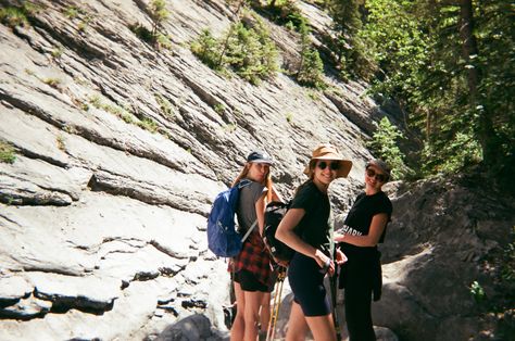 Summer hikes with friends. Film photography from an adventure in Canmore, AB. Hiking Film Photography, Camping Pictures With Friends, Friends Film, Photography Camp, Camping Pictures, Film Pics, Hiking With Friends, Hiking Photos, Friends Adventures