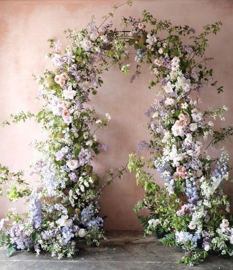 Wedding Arch Ideas, Floral Archway, Floral Arch Wedding, Arch Ideas, Ceremony Design, Arch Flowers, Flower Installation, Ceremony Arch, Ceremony Flowers