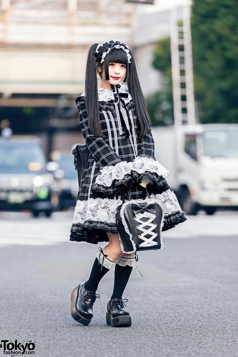 Dark Harajuku, H Naoto, Japanese Lolita Fashion, Harajuku Goth, Goth Harajuku, Gothic Harajuku, Noel Fielding, Harajuku Fashion Street, Lolita Outfits