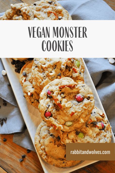 Vegan Monster Cookies, Lenten Desserts, Brownie Fudge, Rabbit And Wolves, Vegan Pastries, Vegan White Chocolate, Vegan Cookie, Vegan Baking Recipes, Plant Based Desserts