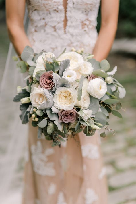 Diy Bridal Bouquet, Eucalyptus Bouquet, Mauve Wedding, Vintage Bouquet, Bridal Bouquet Flowers, Dusty Rose Wedding, Rose Wedding Bouquet, White Wedding Bouquets, White Wedding Flowers