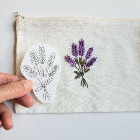 Simple Pocket Embroidery, Embroidery Stitches On Clothes, Embroidery Patterns Jacket, Hand Embroidery Pocket, Pillow Case Embroidery Patterns, Simply Embroidery Designs, Clothes Embroidery Diy Ideas, Embroidery Motifs Drawing, Stick And Stitch Embroidery Patterns