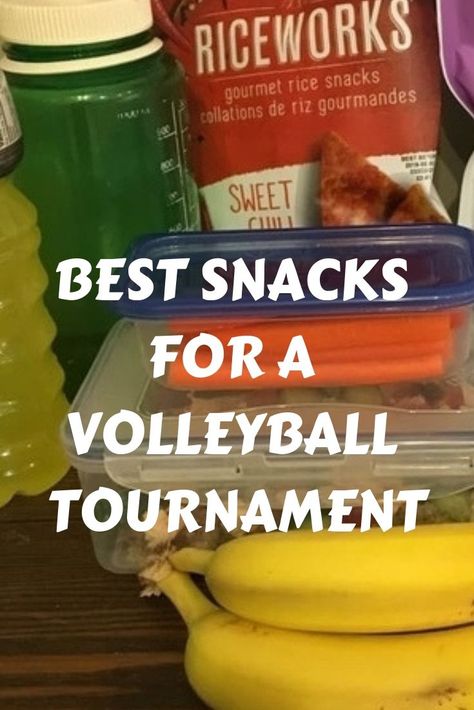 Feb 23, 2019 - Playing in a volleyball tournament all day means that you’ll be burning lots of calories, so you’ll want to refuel properly. Here are some good snack options to pack in your lunch bag for tournament day. Team Snack Bags, Healthy Sport Snacks, Volleyball Snacks, Tournament Food, Team Meal, Sports Snacks, Volleyball Party, Team Snacks, Volleyball Tournament