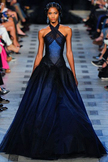 Elegante Y Chic, Zac Posen, Gorgeous Gowns, Mode Inspiration, Beautiful Gowns, Blue Wedding, Fancy Dresses, Fashion Week Spring, Couture Fashion