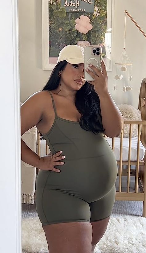 Thick Pregnant Women Outfits, Cool Maternity Outfits Summer, Maternity Fits Summer, Maternity Dress Outfits Summer, 2 Piece Maternity Outfit, Maternity Jumpsuit Outfit Summer, Pregnant Outfits Plus Size, Plus Size Maternity Style, Summer Outfits Maternity