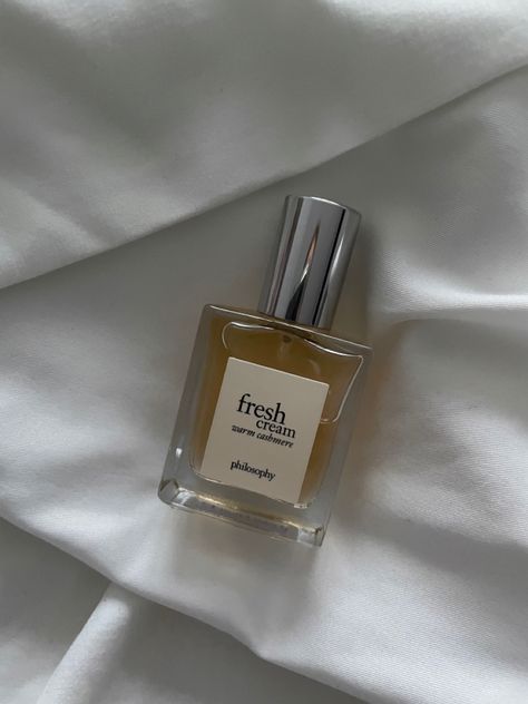 Warm Cashmere Perfume, Fresh Cream Warm Cashmere, Fresh Cream Perfume, Vanilla Perfume Aesthetic, Cashmere Perfume, Philosophy Fresh Cream, Fresh Perfume, Vanilla Perfume, Perfume Body Spray