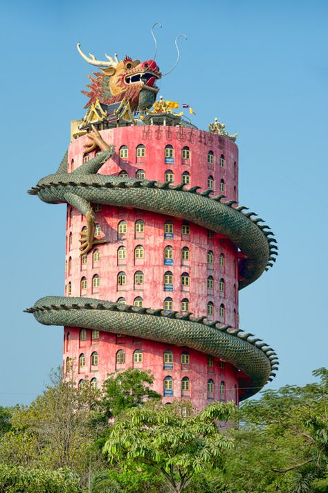 Wat Samphran, Temple Thailand, Beautiful Places In Japan, Beautiful Places To Travel, Beautiful Buildings, Thailand Travel, Dream Destinations, Places Around The World, Amazing Architecture