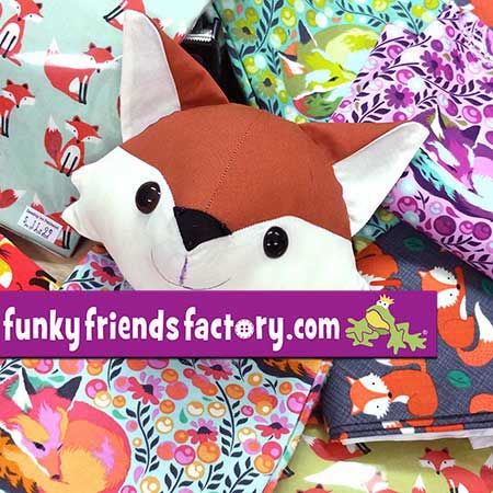 Funky Friends Factory Stuffed Toys, Diy Baby Sleeping Bag, Fox Sewing, Fox Sewing Pattern, Handmade Animals, Fox Stuffed Animal, Fox Fabric, Fox Toys, Crafts Sewing Patterns