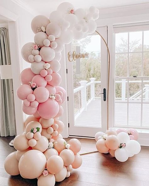 Floral Balloon Arch, Balloon Arch Frame, Party Decorations Table, Balloons Flowers, Blush Balloons, Wrapped Presents, Bridal Shower Balloons, Bridal Shower Backdrop, Baby Shower Deco