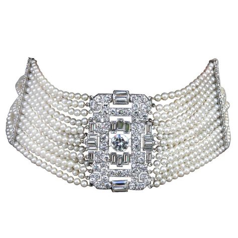 Fred Leighton Art Deco Platinum and Pearl Choker Necklace Fred Leighton, Trendy Jewerly, Pearl Jewels, Pearl And Diamond Necklace, White Pearl Necklace, Art Deco Necklace, Royal Jewels, Pearl Choker Necklace, Pearl Choker