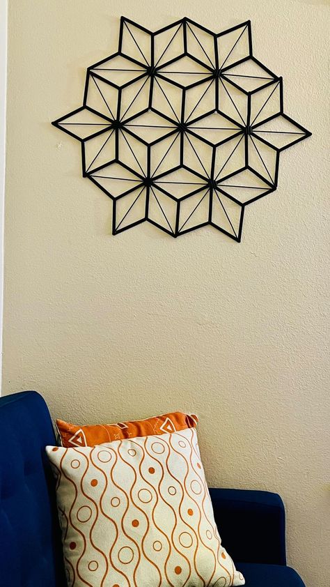 Diy Wall Hanging Decorations, Popsicle Stick Diy, Paper Projects Diy, Stick Wall Art, Diy Room Decor Videos, Cardboard Crafts Diy, Easy Diy Room Decor, Cute Diy Room Decor, Stick Art