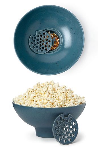 Ceramic Popcorn Bowl, Pottery Bowl Shapes, Cereal Bowl Design, Diy Ceramic Bowl, Popcorn Bowls, Ceramic Colander, Ceramics Bowl, Bowls Pottery, Popcorn Bowl