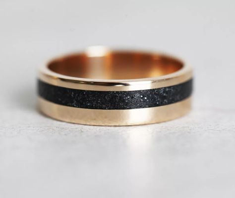 Mens wedding bands hammered