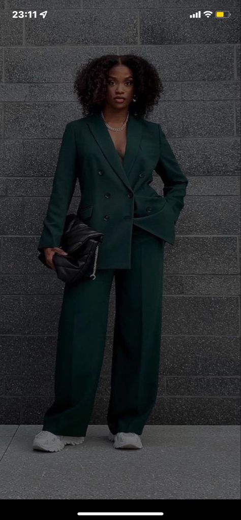 Suits For Ladies Classy, Graduation Outfit Ideas With Sneakers, Formal Tomboy Outfits Classy, Suit And Sneakers Women Outfit, Graduation Outfit Ideas Nigeria, Monochromatic Suits Women, Graduation Suits Women, High Fashion Corporate Wear, Graduation Outfit Suit Women