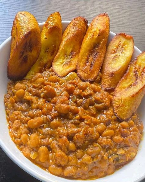 Fried Plantain, Nigeria Food, African Recipes Nigerian Food, Africa Food, Cooking Recipes Healthy, Nigerian Food, Food Spot, Food Babe, Healthy Food Dishes