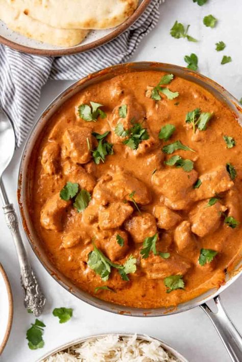 BEST Chicken Tikka Masala Recipe (Bombay House) - House of Nash Eats Chicken Marinated In Yogurt, Best Chicken Tikka Masala Recipe, Poulet Tikka Masala, Chicken Tikka Masala Recipe, Chicken Marinated, Chicken Tikka Masala Recipes, Indian Curries, Tikka Masala Recipe, India Gate