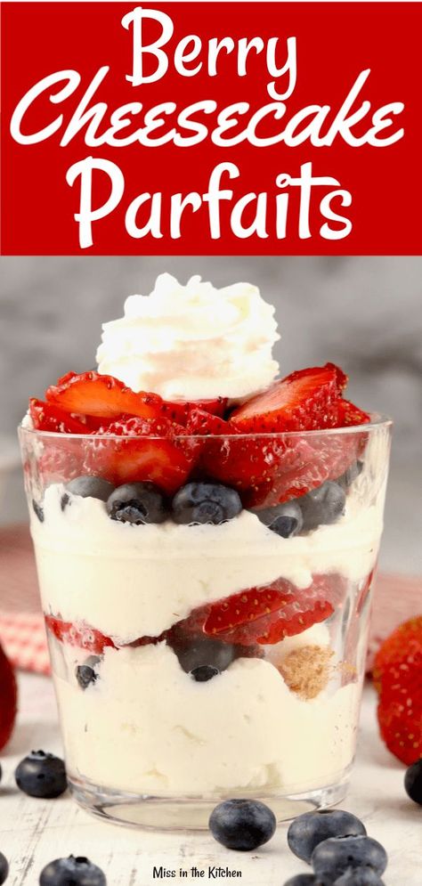 Fruit Parfait Dessert, Fruit Parfait Recipes, Easy Parfait, Cheesecake Parfait Recipes, Cheesecake Parfaits, Parfait Desserts, Fruit Parfait, Parfait Recipes, Tasty Dessert