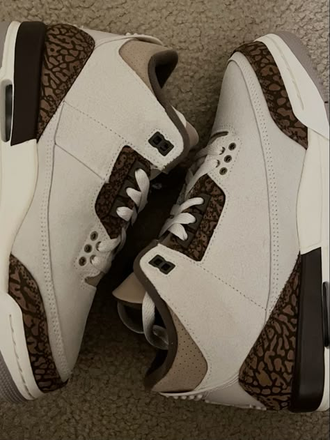 Jordans 3 Brown, Jordan 4 Retro Brown, Tan Jordans Outfit, Cream And Brown Outfits For Women, Brown Jordans Sneakers, Brown Jordan 3 Outfit Women, Brown 3s Outfit, Brown Jordan 4s, Brown 4s