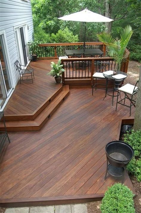 Follow The Yellow Brick Home - Deck Inspiration: Design, Maintenance and Upgrades – Follow The Yellow Brick Home Wooden Deck Designs, Wood Deck Designs, Deck Inspiration, Backyard Patio Deck, Balkon Decor, Deck Colors, Patio Deck Designs, Wooden Deck, Deck Designs Backyard