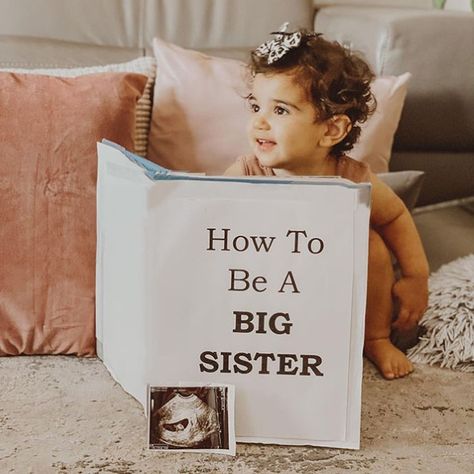 Second Baby Pregnancy Announcement Ideas Second Baby Pregnancy Announcement Ideas, Second Baby Pregnancy Announcement, Baby Number 2 Announcement, Second Baby Reveal, Beach Baby Announcement, Sibling Baby Announcements, 2nd Pregnancy Announcements, Pregnant Bump, Baby 2 Announcement