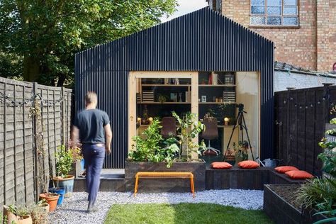 The Light Shed is wrapped in bituminous fiberglass corrugated mini profile cladding on battens with an UV open cladding membrane behind. #dwell #prefabhomes #prefabhomeextensions #prefabextensions #londondesign #smallspacedesign Office Shed, Shed Office, Prefab Buildings, Studio Shed, Modern Shed, Backyard Studio, Backyard Office, London Garden, Backyard Shed