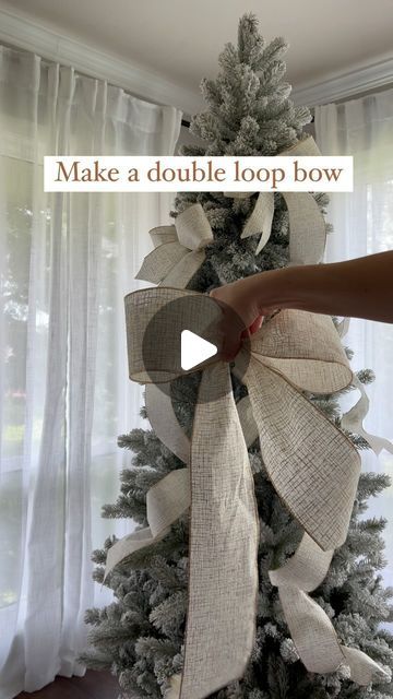 Dani | Christmas | Holiday Decor on Instagram: "If you’ve been wanting to learn how to make a double loop then this is for you!! Double loops give so much pizzaz to your tree🎄✨ SAVE this video and SHARE with someone who loves to decorate their Christmas tree!  #christmas2024 #christmasribbon #howto #doubleloopbow #christmasbows #christmastreedesigner #christmastreestylist #christmasinjuly" Large Bow Christmas Tree Topper, Simple Gold Christmas Tree, Christmas Tree Colored Lights Decoration, How To Put Deco Mesh On Christmas Tree, Flocked Tree With Bows, Large Bow On Christmas Tree, Bows For Tree Toppers, How To Put Burlap On Christmas Tree, Christmas Trees Bows