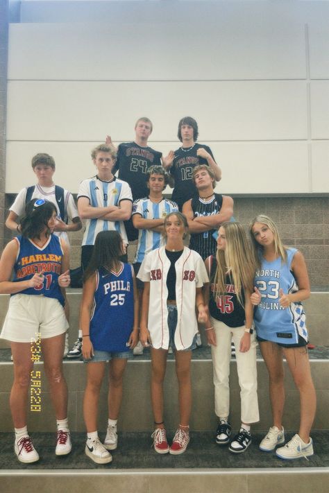 Sports Jersey Day Spirit Week, Jersey Day At School, Spirit Week Sports Day Outfits, Sports Day Spirit Week Outfit, Spirit Week Jersey Day, Jersey Spirit Week Outfit, Sport Banquet Outfits, Jersey Theme Party Outfit, Sports Team Outfits