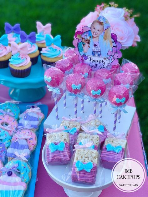 JoJo Siwa Birthday Party Favors Jojo Siwa Bedroom, Jojo Siwa Birthday Party Ideas, Jojo Siwa Birthday Cake, Jojo Siwa Birthday, Girls Birthday Party Themes, Jo Jo, Bedroom Decor Ideas, 6th Birthday Parties, Jojo Siwa