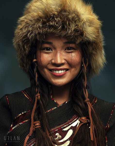 Mongolian Woman, Mongolian Girl, Mongolian People, Feminine Masculine, Face Photography, Hozier, Fur Hat, Interesting Faces, Mongolia