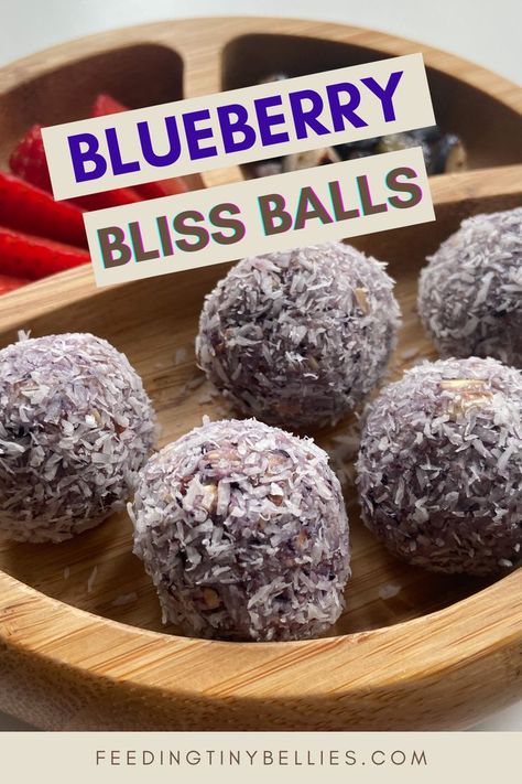 Blueberry Bliss Balls Homemade Baby Snacks, Healthy Blueberry Recipes, Baby Meal Plan, Blueberry Snacks, Vegan Energy Balls, Baby Led Weaning Breakfast, Snack Balls, Easy Baby Food Recipes, Creative Snacks