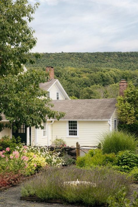 The Huguenot, Casual Family Rooms, English Garden Design, New England Farmhouse, Troy Ny, Real Estate Salesperson, Hudson Valley Ny, Farmhouse Cottage, House Paint Exterior