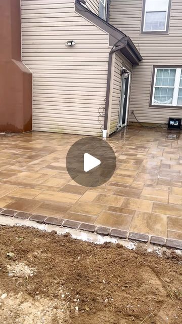 Ez Hardscaping & Landscaping on Instagram: "Finished up this paver patio let us know how we did 👇🏽" Patio Perimeter Ideas, Backyard Paved Patio, Landscaping Around Back Patio, Front Yard Pavers Ideas, Easy Paver Patio Ideas On A Budget, Backyard With Pavers Ideas, Outdoor Pavers Ideas Diy Patio, Paver Landscape Ideas, Backyard Patio Paver Ideas