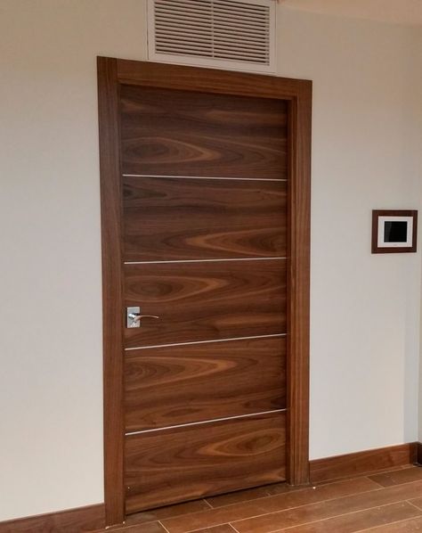 Flash Door Design Sunmica Modern, Door Veneer Design, Mica Door Design Modern, Laminated Doors Design, Flush Door Design Modern Veneer, Veneer Door Design Entrance, Veneer Door Design Bedrooms, Laminate Door Design Ideas, Laminate Door Design Modern