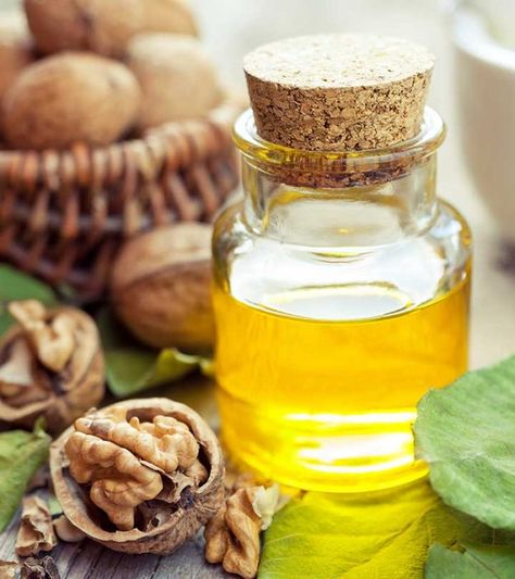 10 Amazing Benefits Of Walnut Oil For Skin, Hair And Health Almond Oil Uses, Almond Oil Benefits, Acne Oil, Coconut Oil Uses, Walnut Oil, Coconut Oil For Skin, Almond Flavor, Skin Remedies, Oil Uses