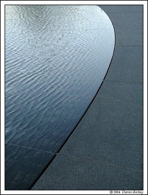 Floor Transitions, Water Architecture, Pool Water Features, Pool Side, Water Element, Swimming Pool Designs, Salou, Water Design, Water Feature