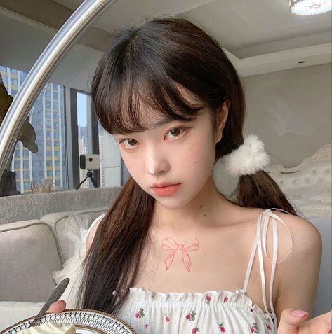 Faaaariii_ Instagram, Ig Girls, Girl Inspiration, Ulzzang Girl, Aesthetic Girl, Korean Girl, Cute Hairstyles, Pretty People, We Heart It