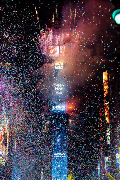 New Year’s Aesthetic, New York New Years Eve Aesthetic, New Year’s Day Aesthetic, Nyc New Years Eve Aesthetic, New Years Ball Drop Aesthetic, New Year’s Eve Lock Screen, New Year’s Eve New York, New Years 2024, New Year Ball Drop