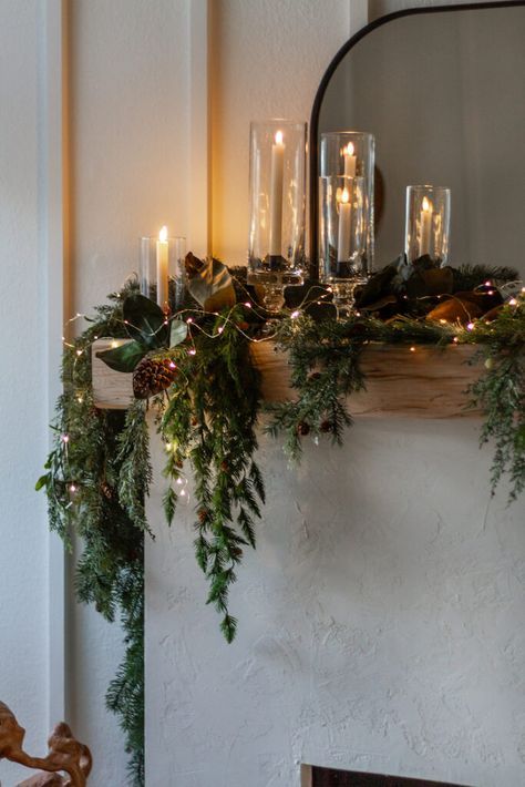 Chic Christmas Mantle Decor, Mantel Holiday Decorating Ideas, Outside Home Christmas Decor, Christmas Latern Ideas Diy, Christmas Mantle With Tv Above Fireplace, Candles On Mantle For Christmas, Natural Christmas Mantle Ideas, Decorating With Ornaments Ideas, Christmas Mantle 2024