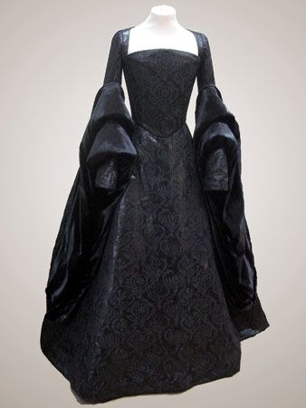 Black Medieval Gown, Medieval Dress Black, 1500s Dress, Black Medieval Dress, Damask Gown, Tudor Gown, Gaun Abad Pertengahan, Tudor Dress, Tudor Fashion